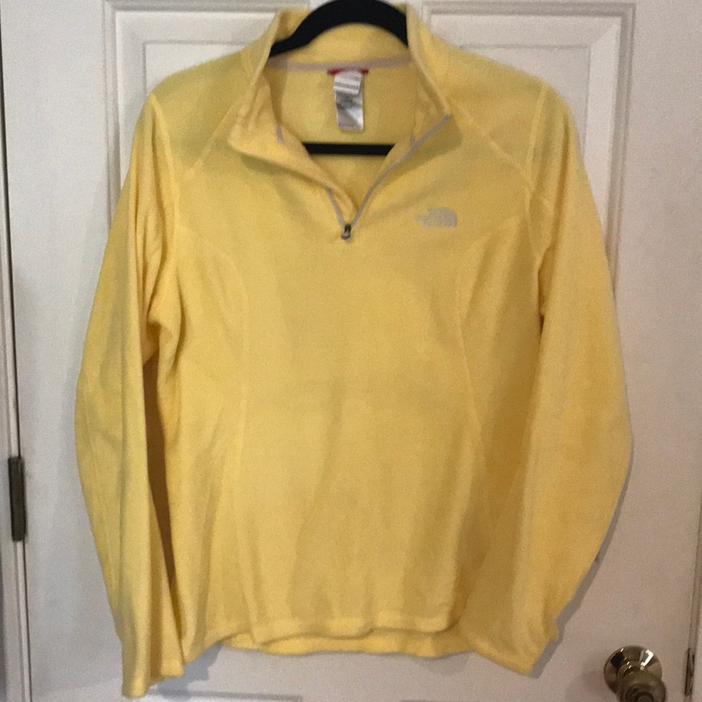 Lightweight North Face fleece pullover